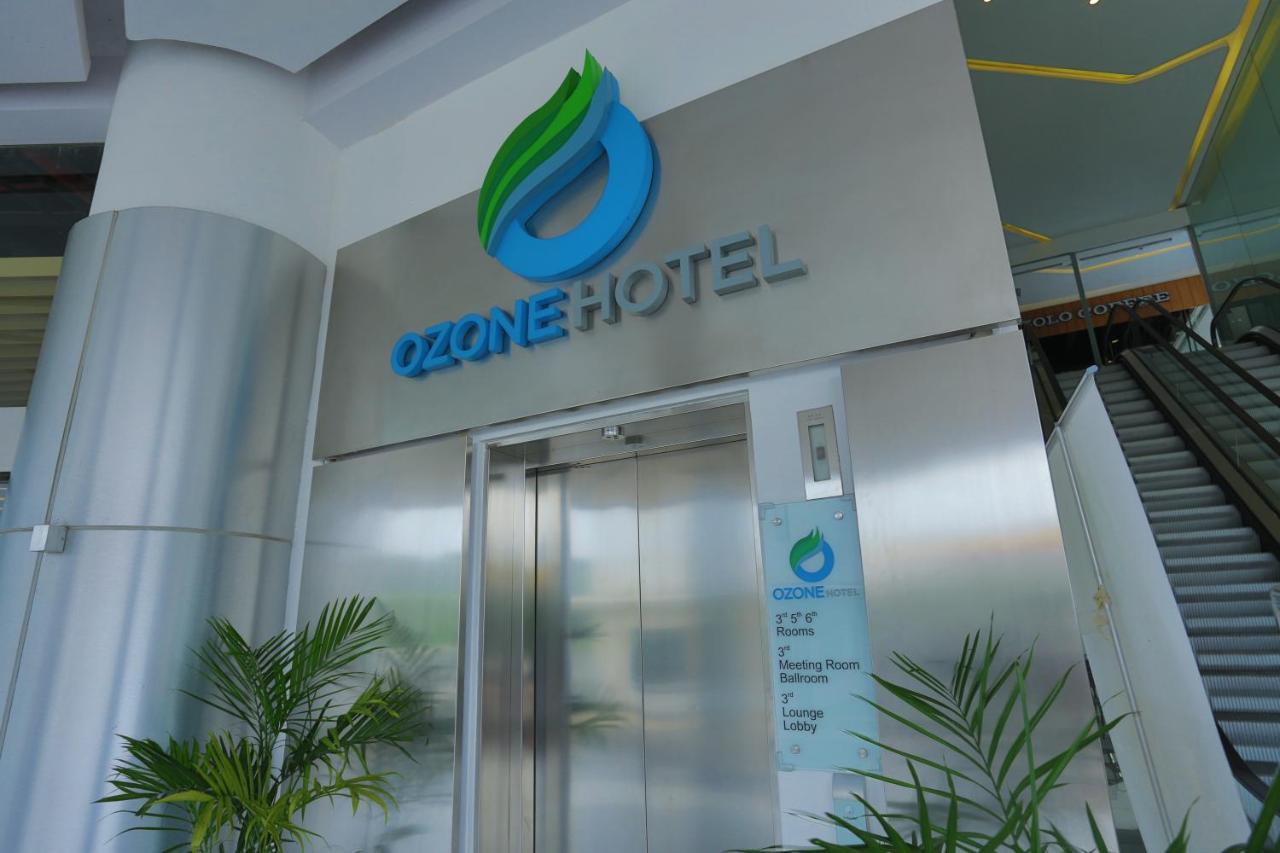 Ozone Hotel Pantai Indah Kapuk Jakarta Exterior photo