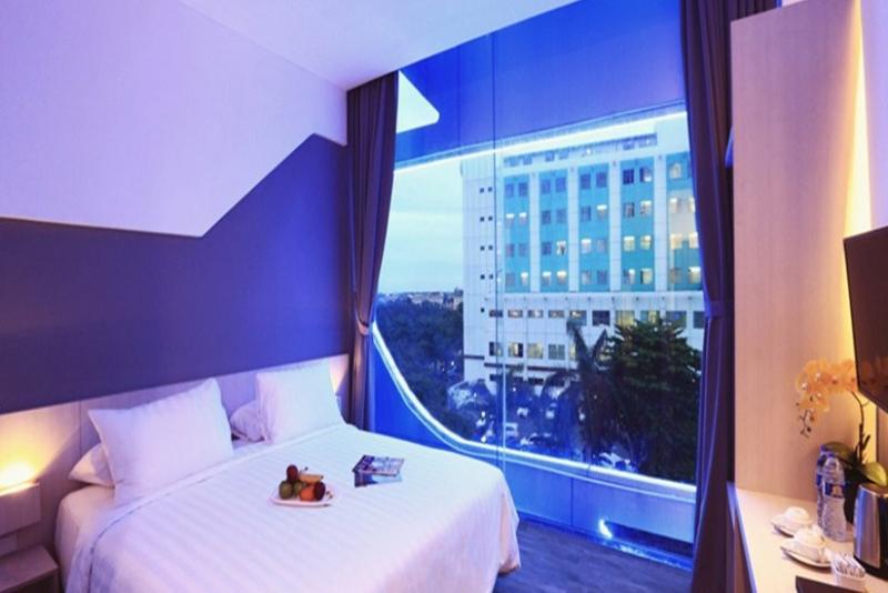 Ozone Hotel Pantai Indah Kapuk Jakarta Exterior photo